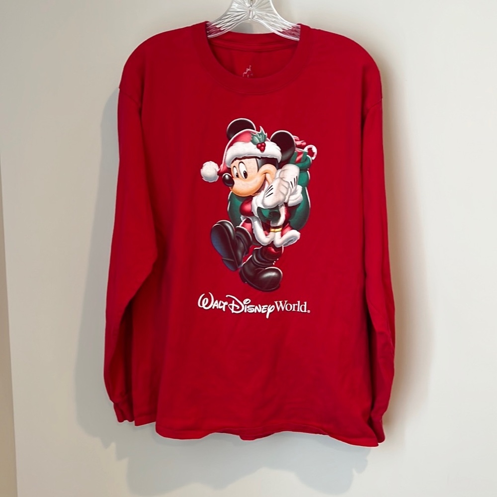 Christmas Walt Disney world Mickey long sleeved tshirt unisex large